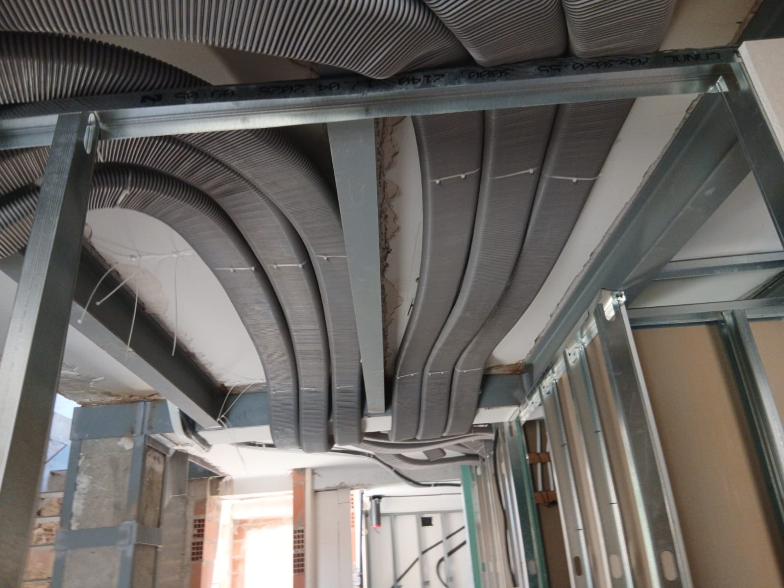 Instalación de ventilación DUALTERMiA – imagen 13